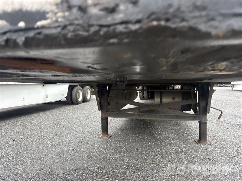 Utility VS2RA 53 ft x 102 in T/A Refrigerated Trailer Hladilne polprikolice