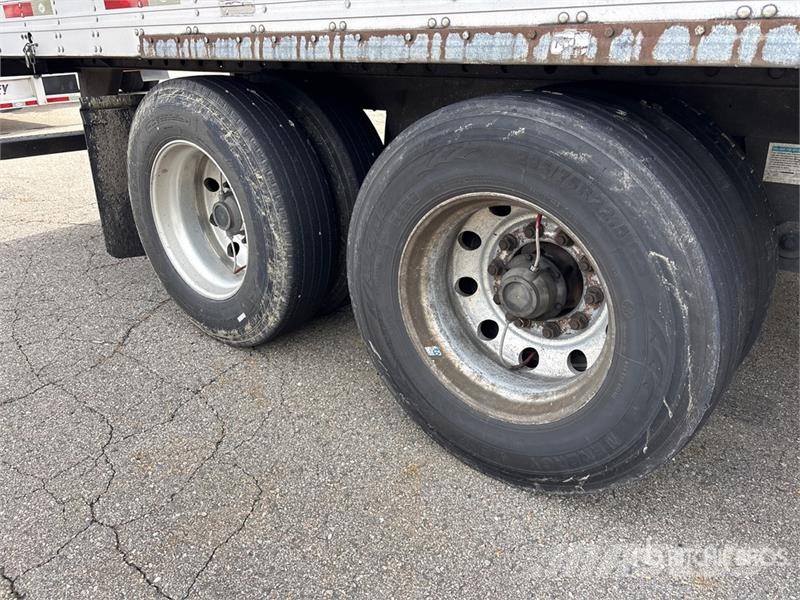 Utility VS2RA 53 ft x 102 in T/A Refrigerated Trailer Puspriekabės su izoterminiu kėbulu