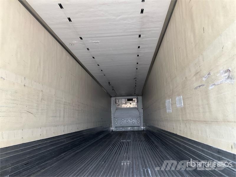 Utility VS2RA 53 ft x 102 in T/A Refrigerated Trailer Puspriekabės su izoterminiu kėbulu