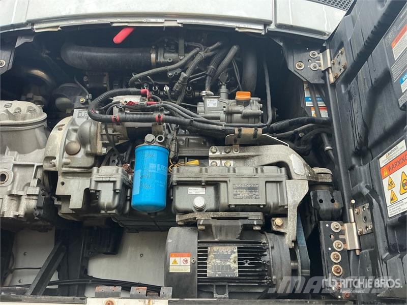 Utility VS2RA 53 ft x 102 in T/A Refrigerated Trailer Hűtős félpótkocsik