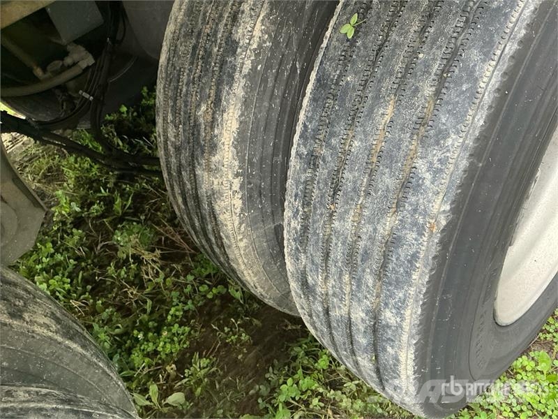 Utility VS2RA 53 ft x 102 in Refrigerated Trailer Hűtős félpótkocsik