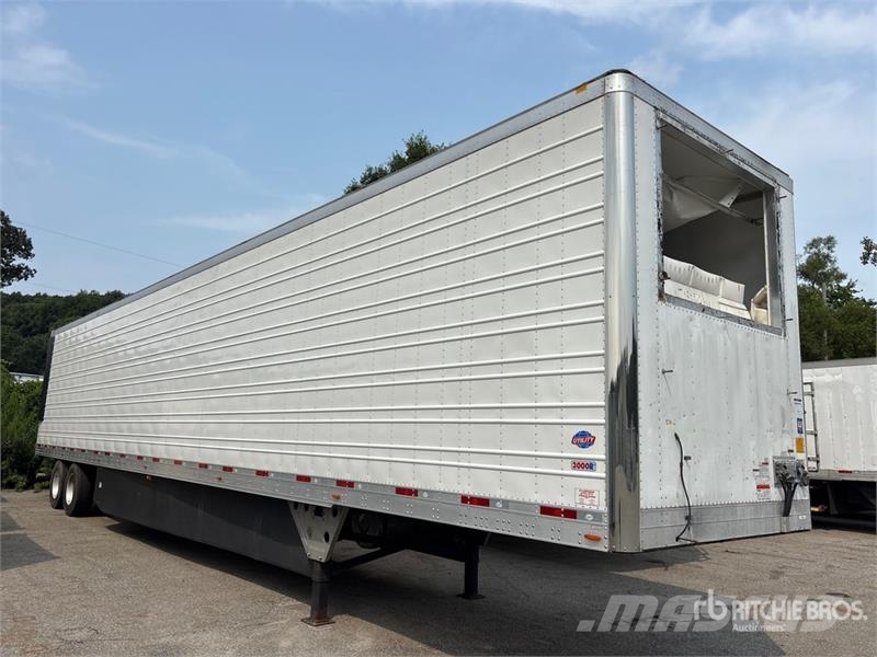 Utility VS2RA 53 ft x 102 in T/A Refrigerated Trailer (Ino Piekabes ar temperatūras kontroli