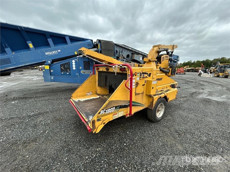 Vermeer BC1800XL Wood Chipper Drobilice za drvo / čiperi