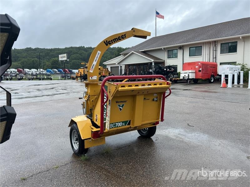 Vermeer BC700XL Tow-Behind Wood Chipper Broyeur de végétaux