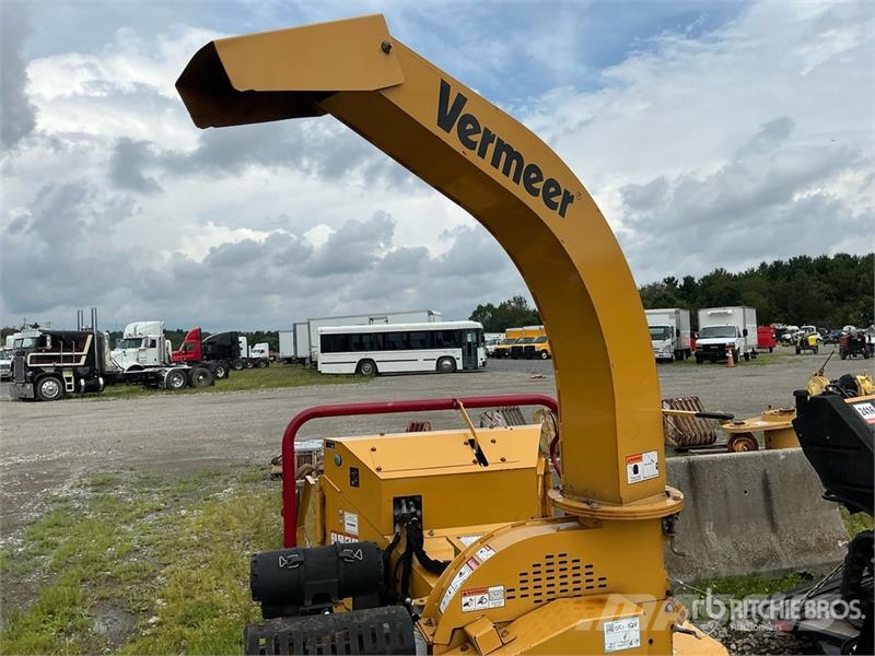 Vermeer BC700XL Tow-Behind Wood Chipper Broyeur de végétaux