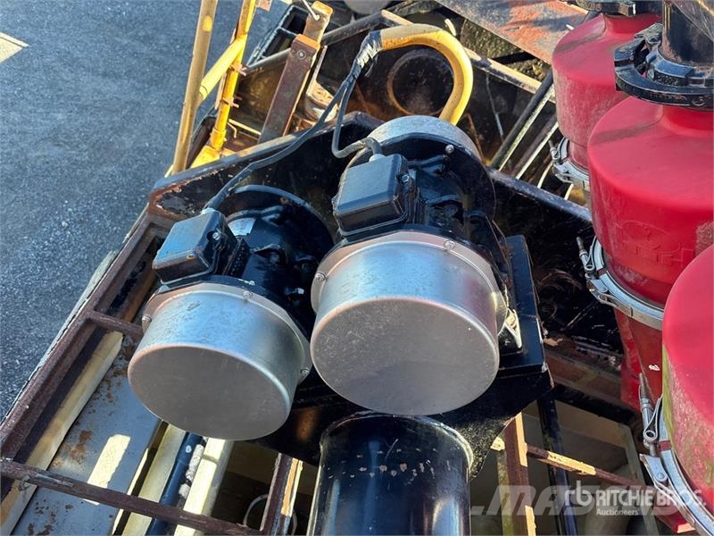 Vermeer R9X12T Drilling Fluid Reclaimer Нафтогазові бурові установки