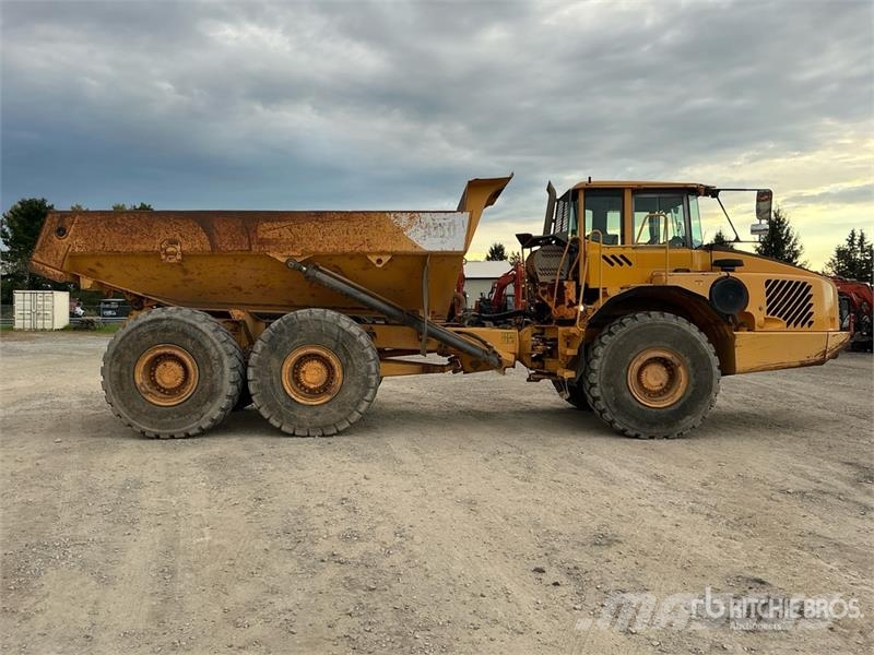Volvo A35D アーティキュレート式ダンプトラック