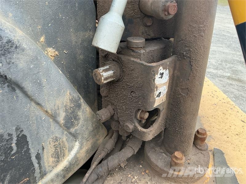 Volvo A35D Zglobni demperji