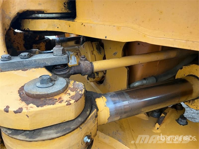 Volvo A35D Zglobni demperji