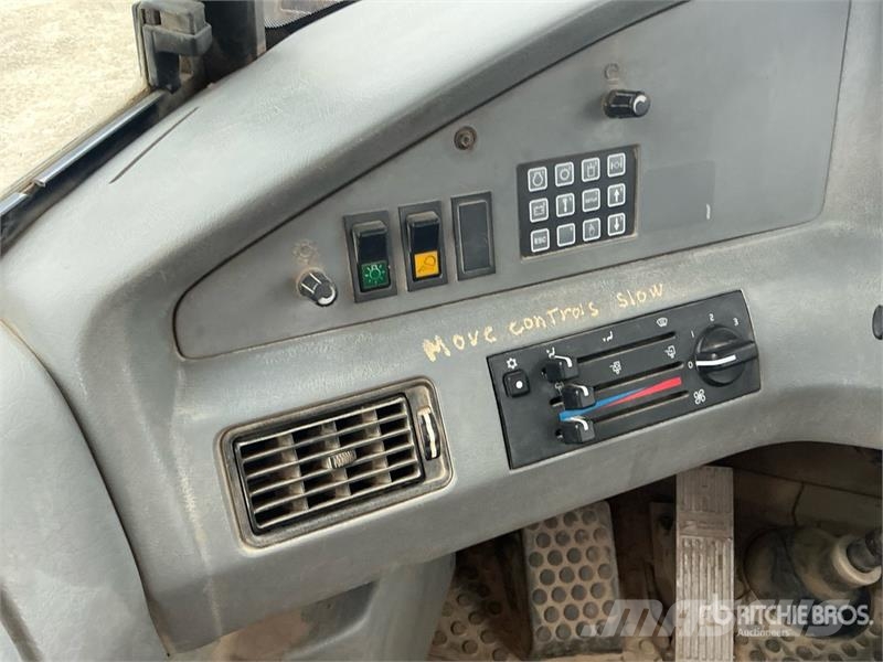 Volvo A35D Zglobni demperji