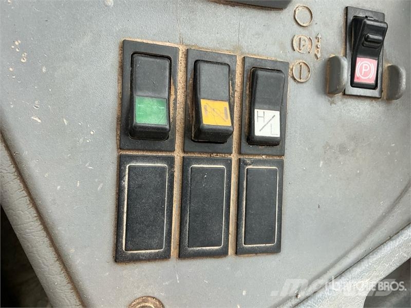 Volvo A35D Zglobni demperji