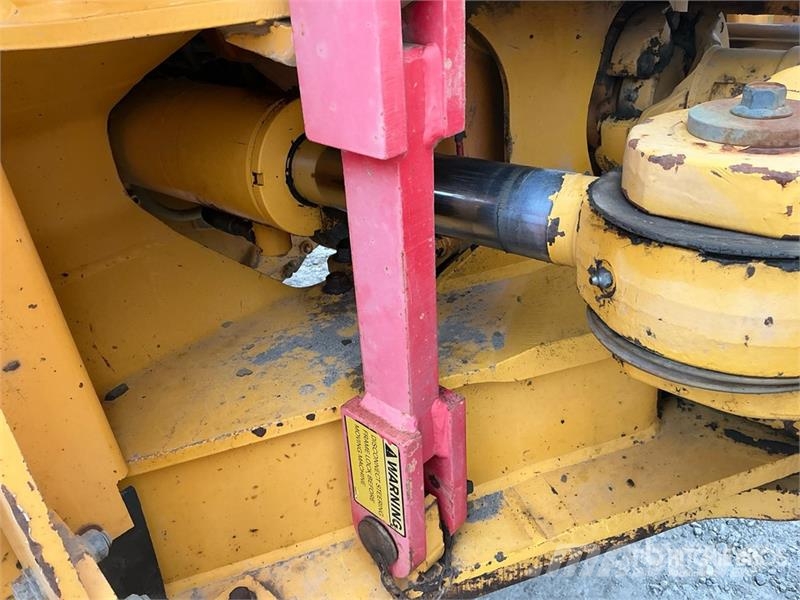 Volvo A35D Zglobni demperji