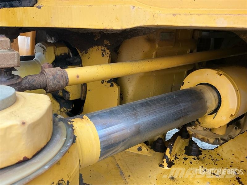 Volvo A35D Zglobni demperji