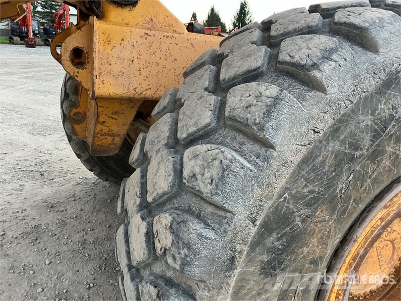 Volvo A35D アーティキュレート式ダンプトラック