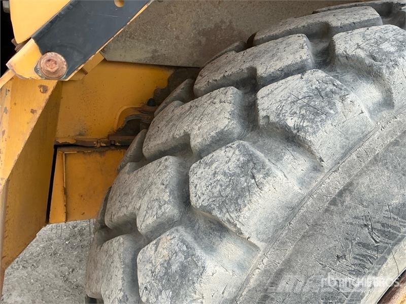 Volvo A35D Zglobni demperji