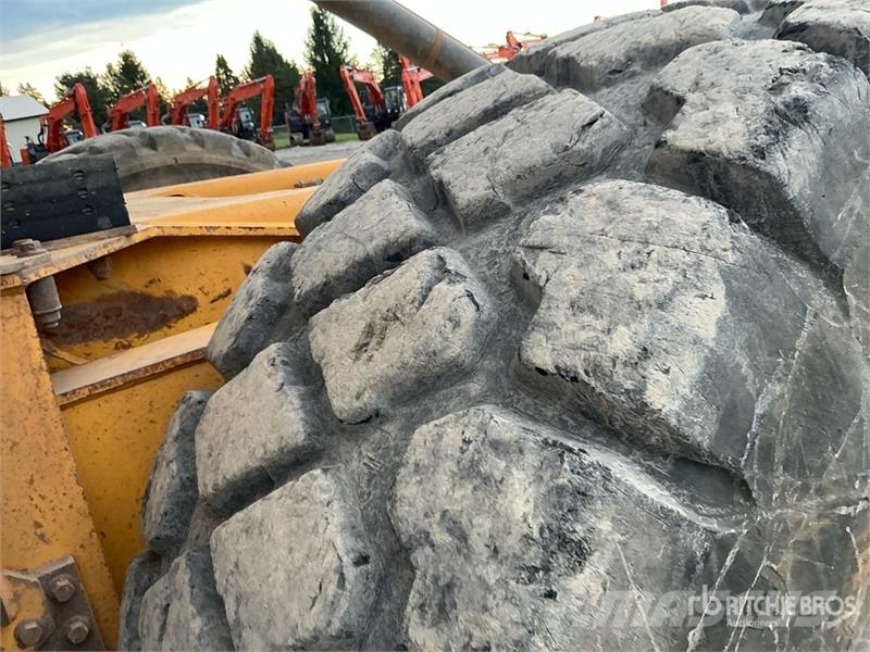 Volvo A35D アーティキュレート式ダンプトラック
