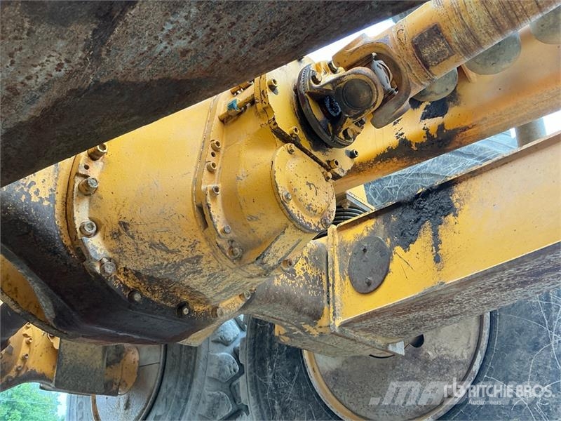 Volvo A35D Zglobni demperji