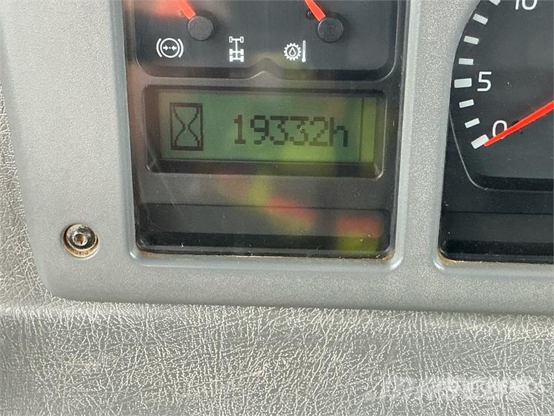 Volvo A35D Zglobni demperji
