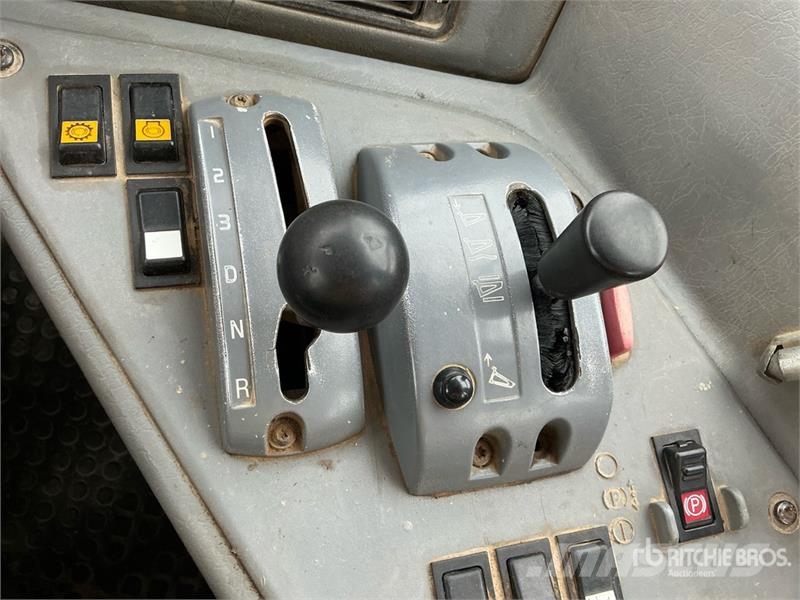 Volvo A35D Zglobni demperji