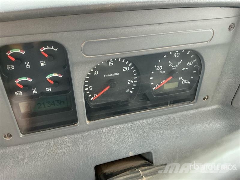 Volvo A35D アーティキュレート式ダンプトラック