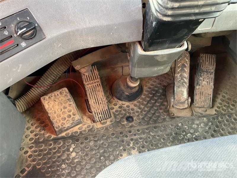 Volvo A35D ساحبات مفصلية