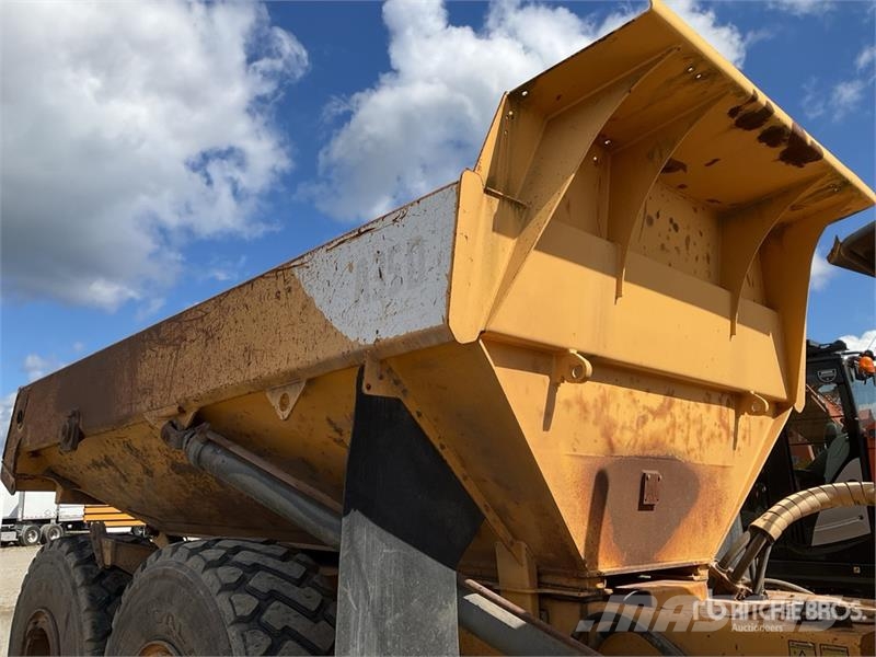 Volvo A35D ساحبات مفصلية