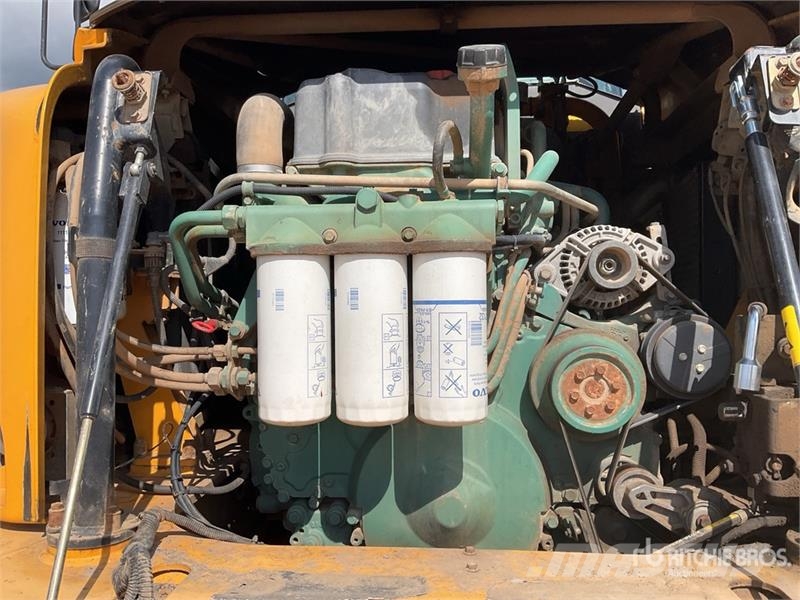 Volvo A35D ساحبات مفصلية