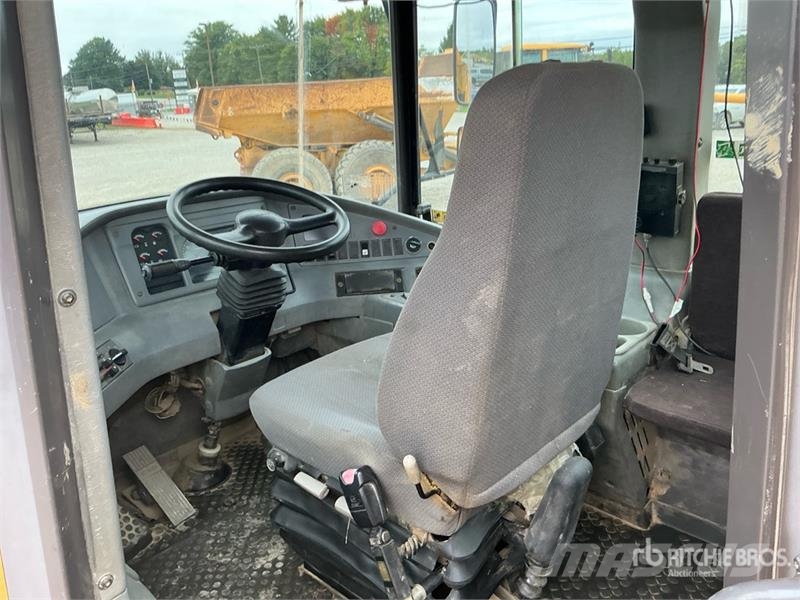 Volvo A35D Zglobni demperji