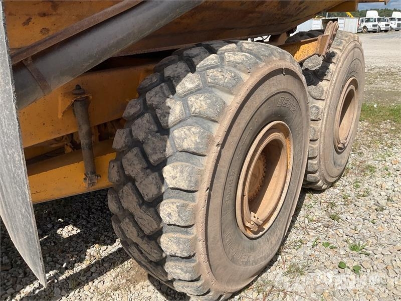 Volvo A35D ساحبات مفصلية