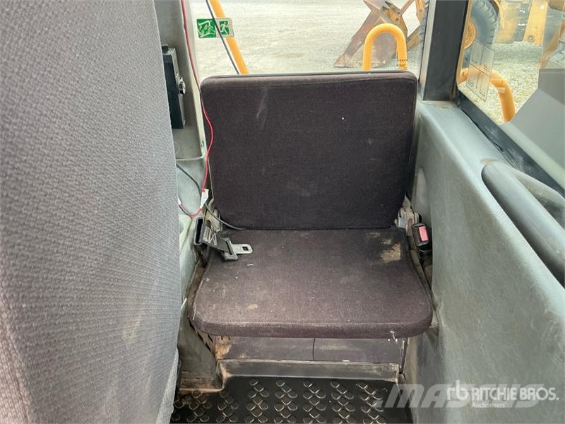 Volvo A35D Zglobni demperji