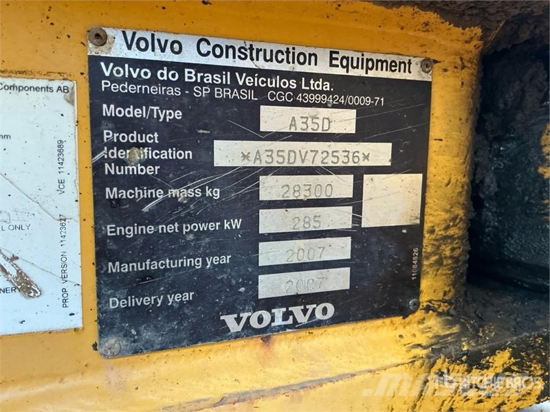 Volvo A35D アーティキュレート式ダンプトラック