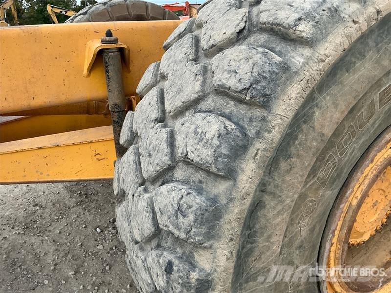 Volvo A35D アーティキュレート式ダンプトラック