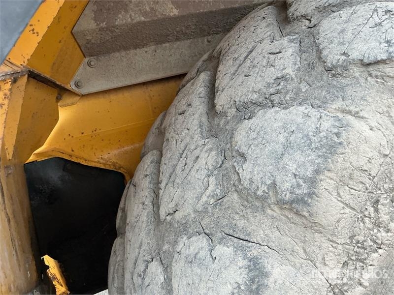 Volvo A35D Zglobni demperji