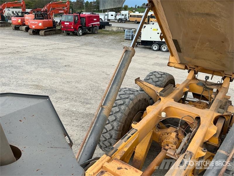 Volvo A35D アーティキュレート式ダンプトラック