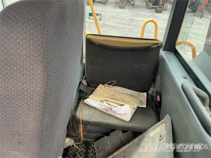 Volvo A35D Zglobni demperji