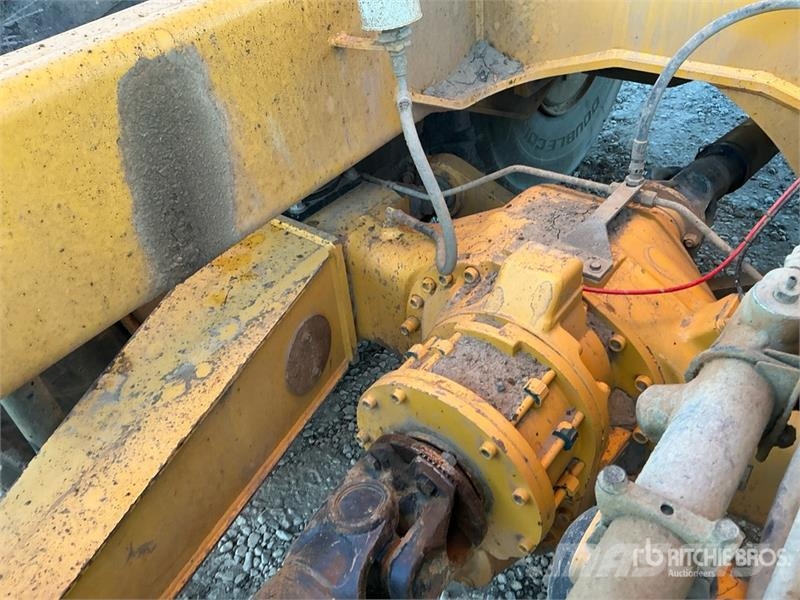 Volvo A35D Dumper - Knickgelenk