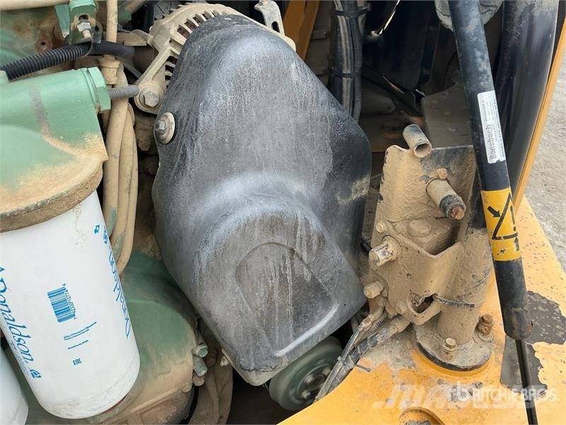 Volvo A35D Zglobni demperji