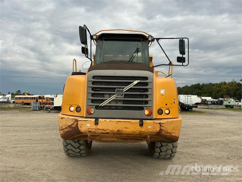 Volvo A35D アーティキュレート式ダンプトラック
