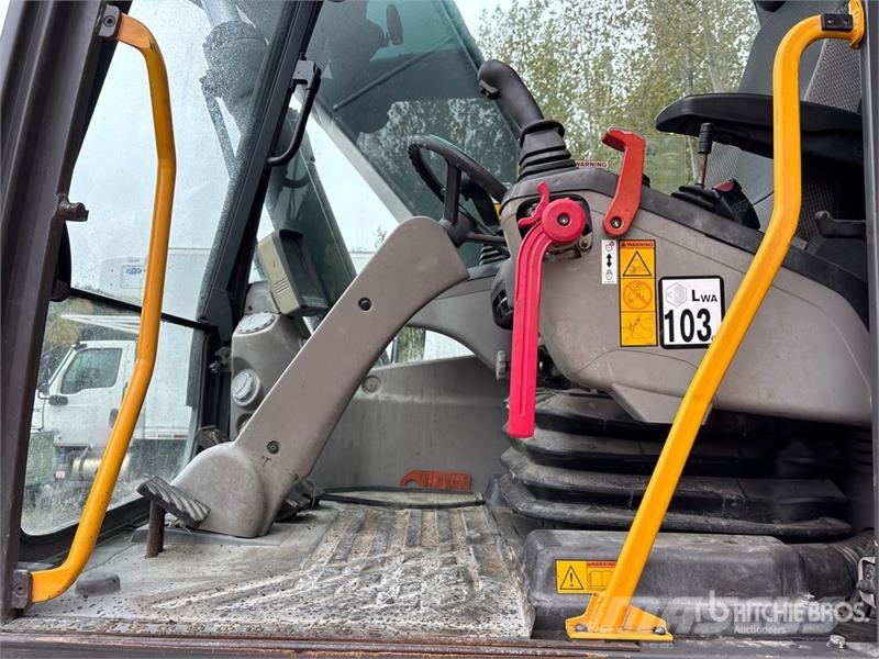 Volvo EC210LC Wheel Excavator 轮式挖掘机