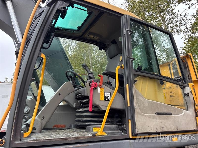 Volvo EC210LC Wheel Excavator 轮式挖掘机