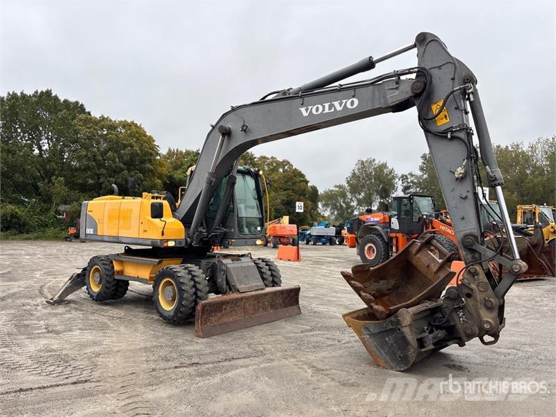 Volvo EC210LC Wheel Excavator 轮式挖掘机