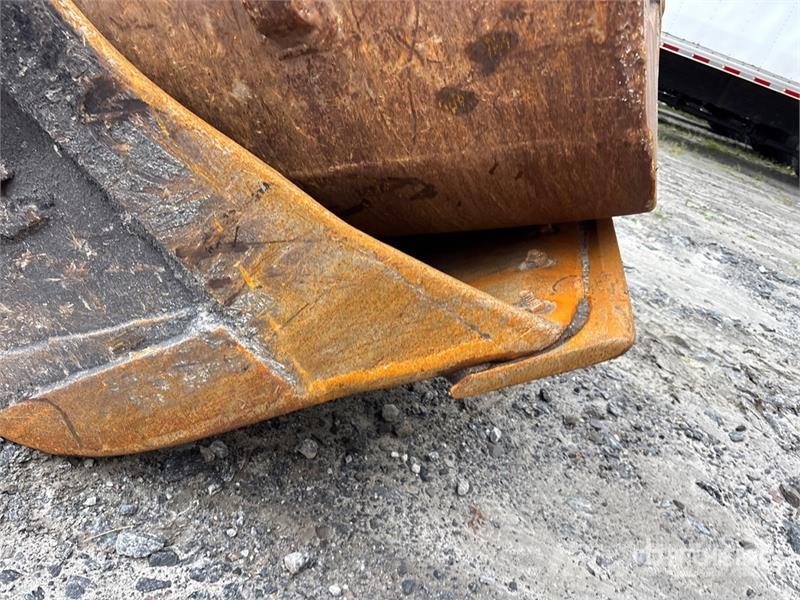 Volvo EC210LC Wheel Excavator 轮式挖掘机