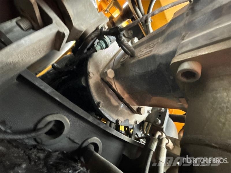 Volvo EC210LC Wheel Excavator 轮式挖掘机