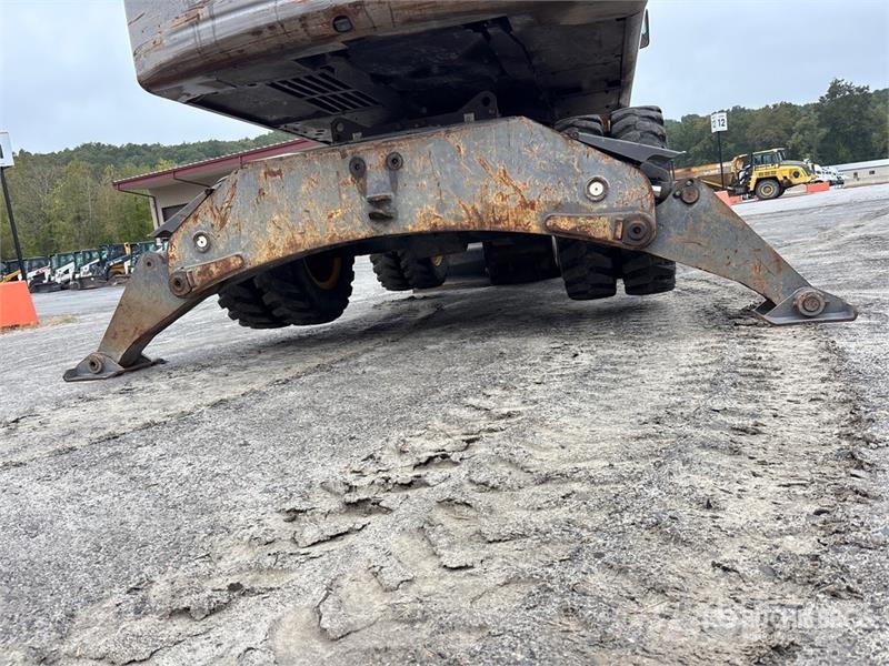 Volvo EC210LC Wheel Excavator 轮式挖掘机