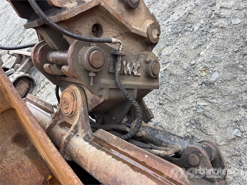 Volvo EC210LC Wheel Excavator 轮式挖掘机