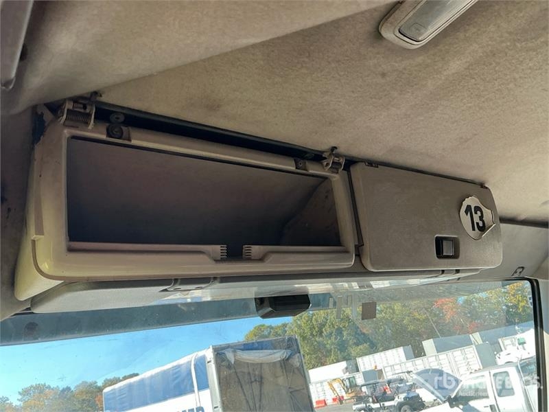 Volvo FE Platformas/izkraušana no sāniem