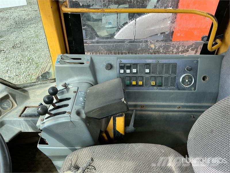Volvo L90C Wheel loaders