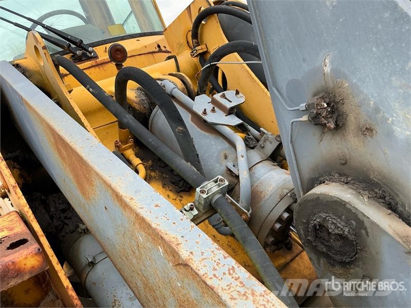 Volvo L90C Wheel loaders