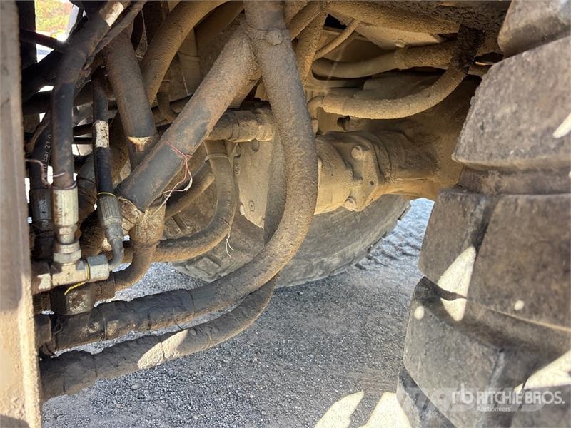 Volvo SD115B Smooth Drum Compactor 单轮压路机