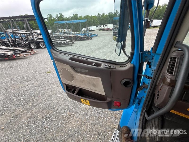 Volvo VAH Autotransportere / Knæklad